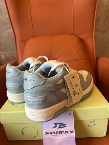 Zapatillas Off-White™ Out of Office en azul claro/blanco