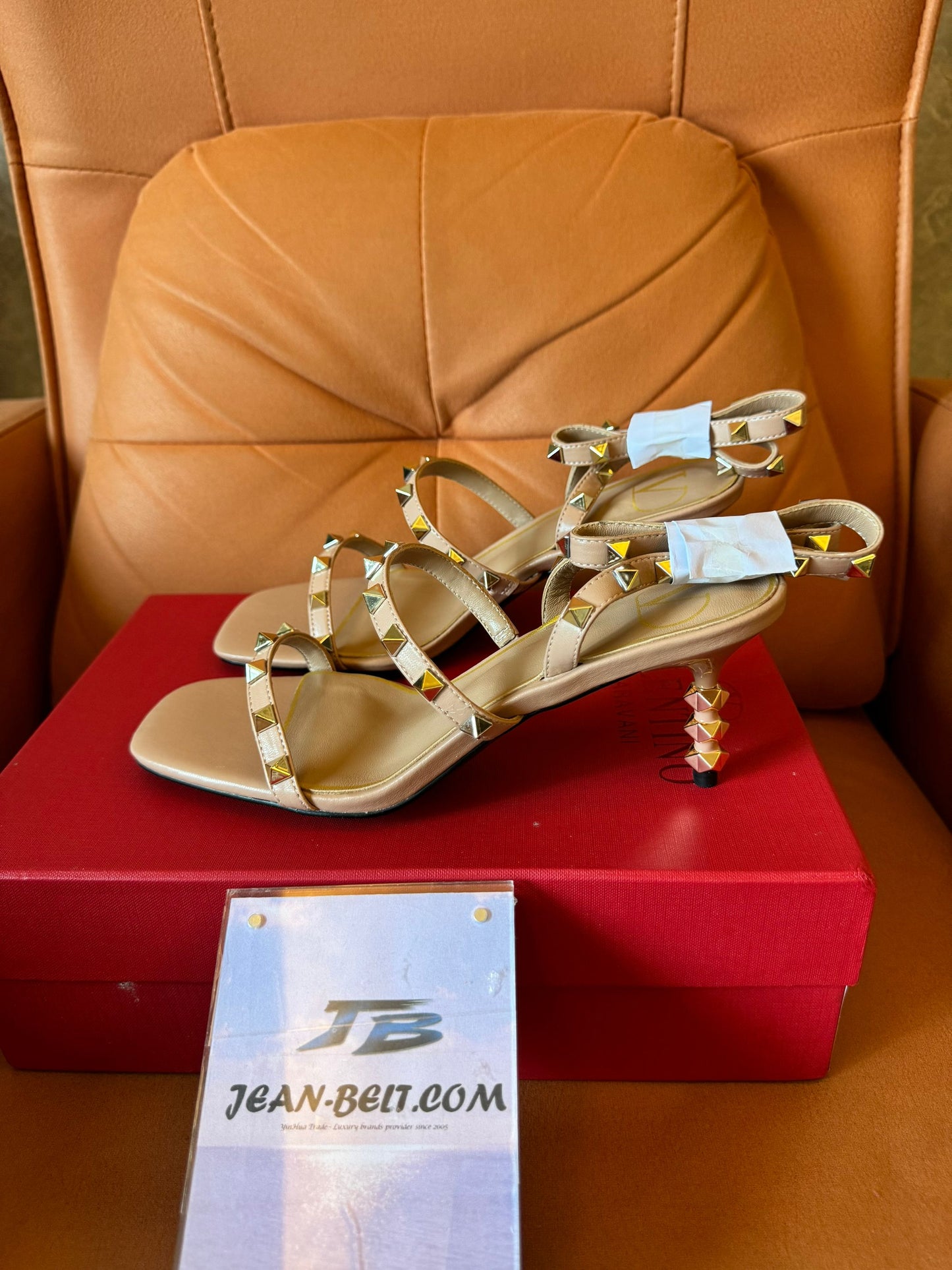 Sandalias de tacón alto de aguja Valentino para mujer