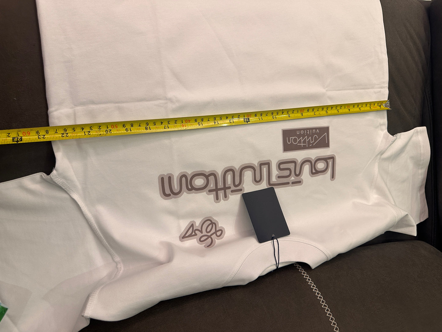 Camiseta con el logotipo gráfico de Louis Vuitton