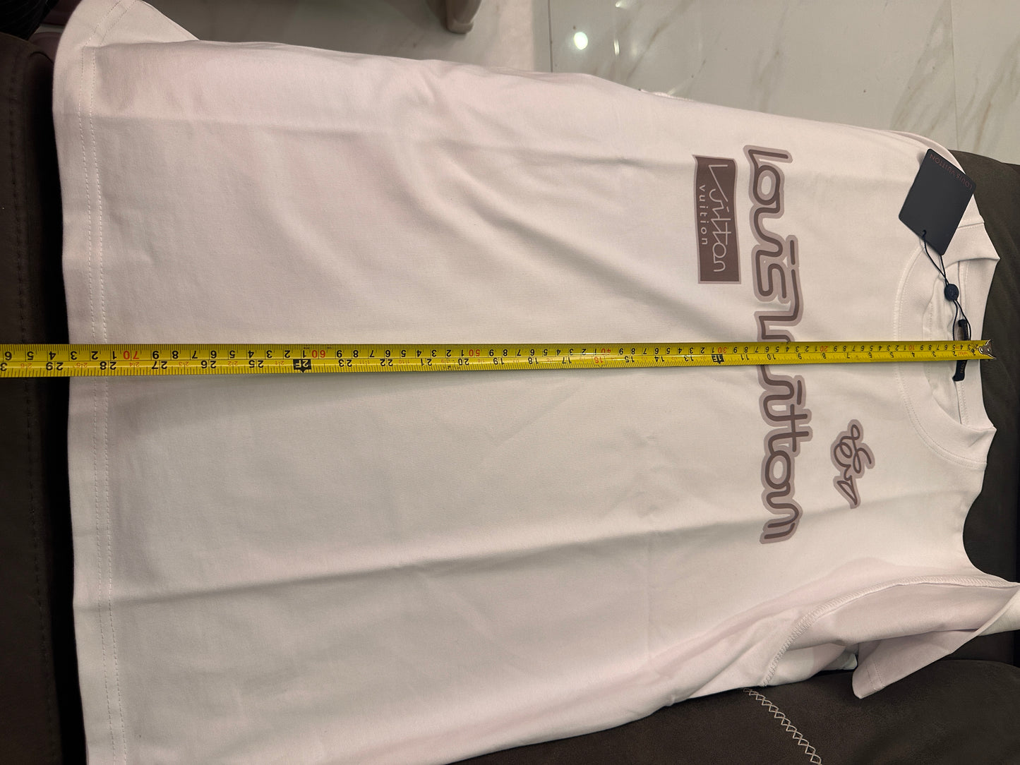 Camiseta con el logotipo gráfico de Louis Vuitton