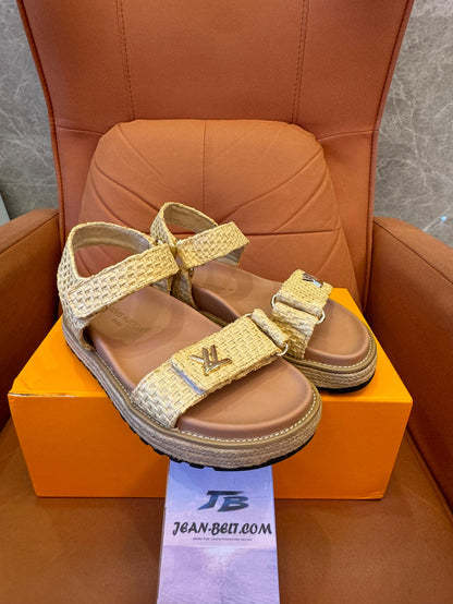 Sapatos Chanel Mules Plataforma Sandálias de Praia