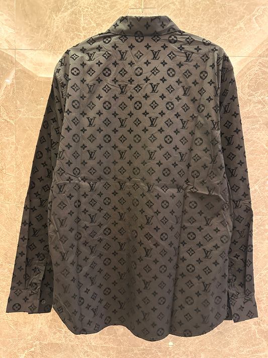 Camisa con estampado de monograma de Louis Vuitton