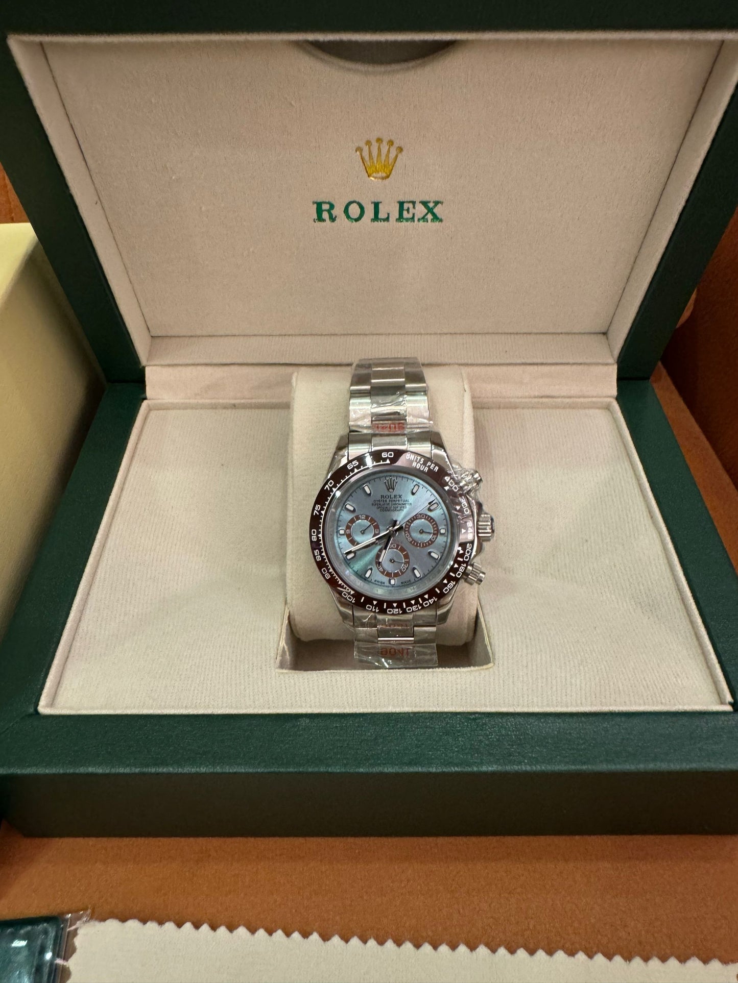 Rolex Cosmograph Daytona esfera azul hielo Platino 116506