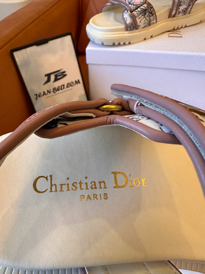 Sandalias de lona con bordado oblicuo de Christian Dior y tiras ajustables