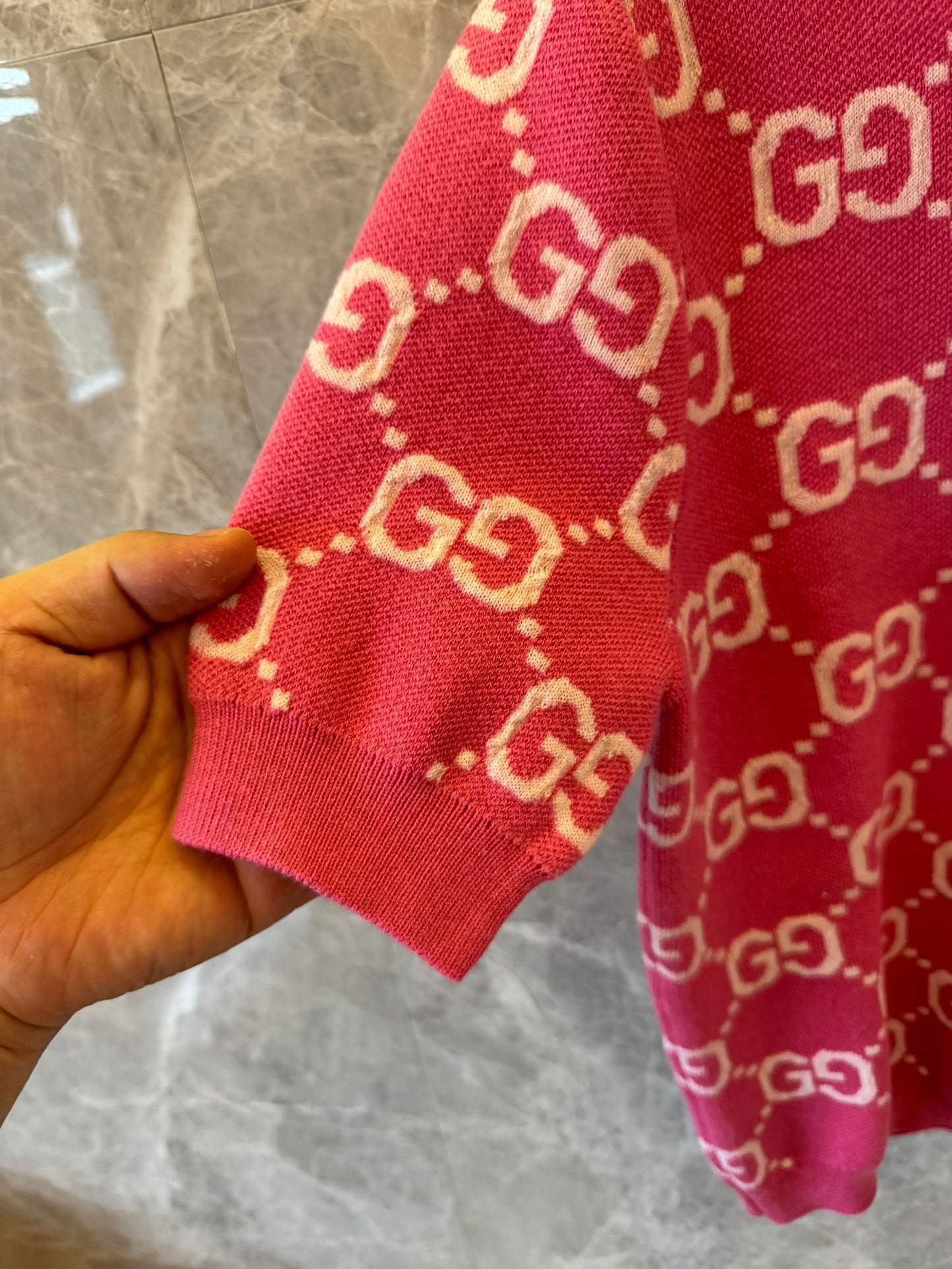 Top de punto con monograma GG rosa para mujer de Gucci