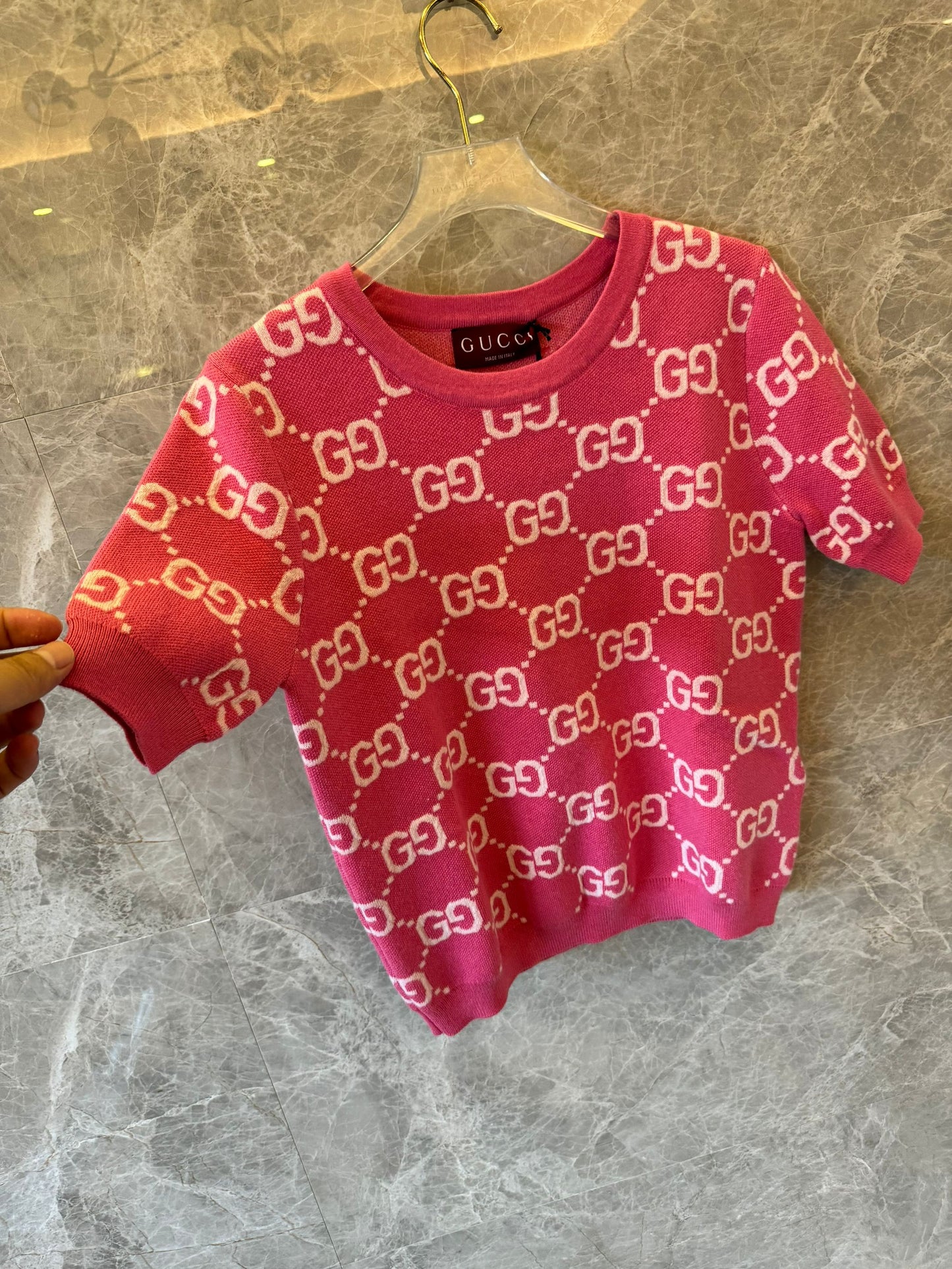 Top de punto con monograma GG rosa para mujer de Gucci
