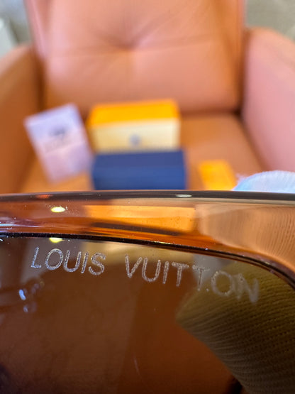 Óculos de sol quadrados Louis Vuitton LV marrom