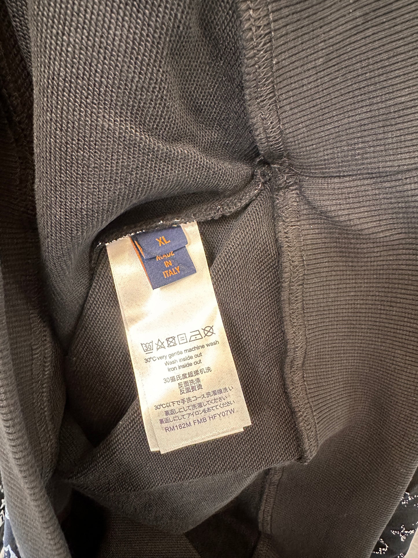 Sudadera con capucha de punto degradado con monograma de Louis Vuitton en negro