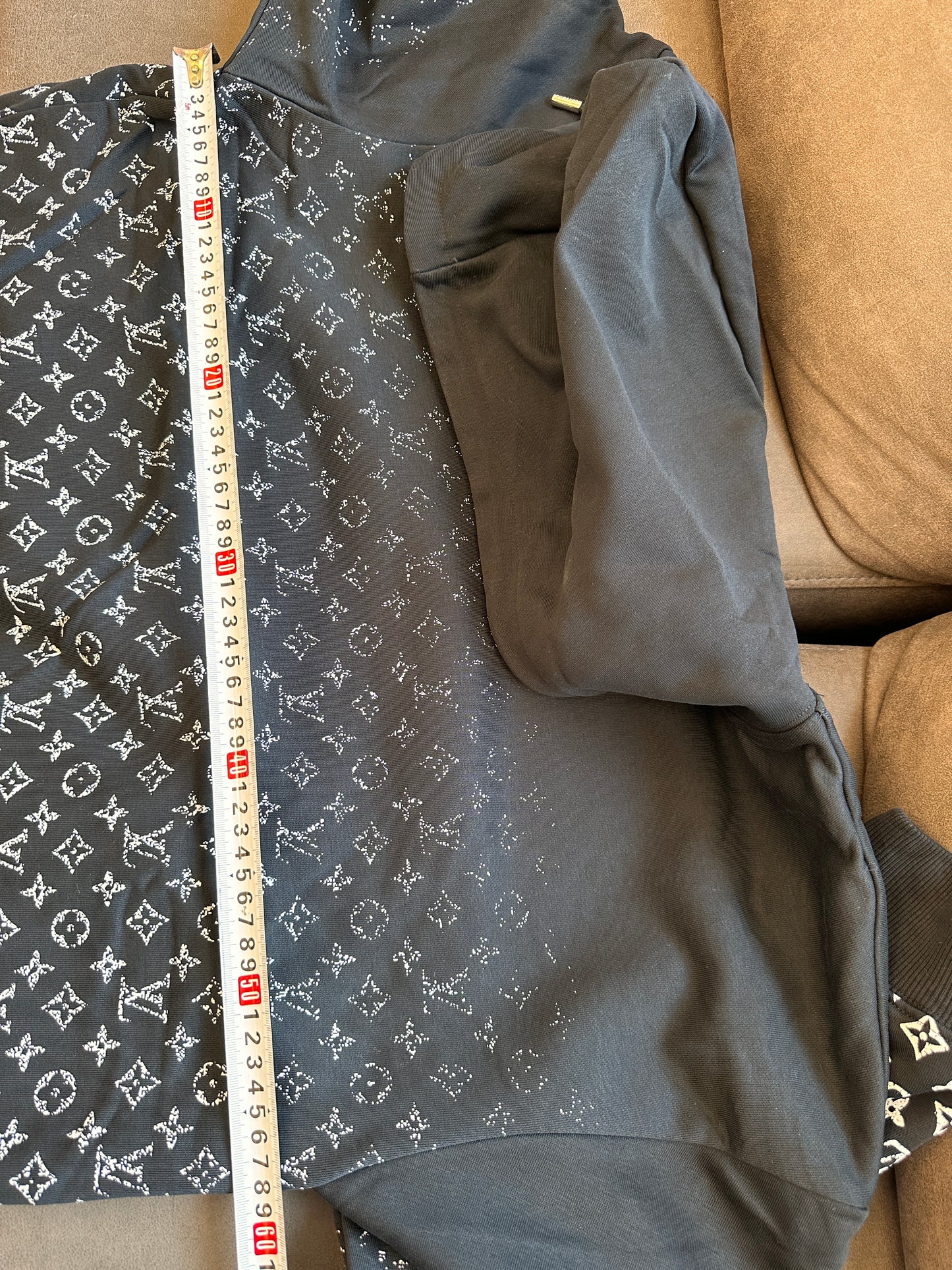 Sudadera con capucha de punto degradado con monograma de Louis Vuitton en negro