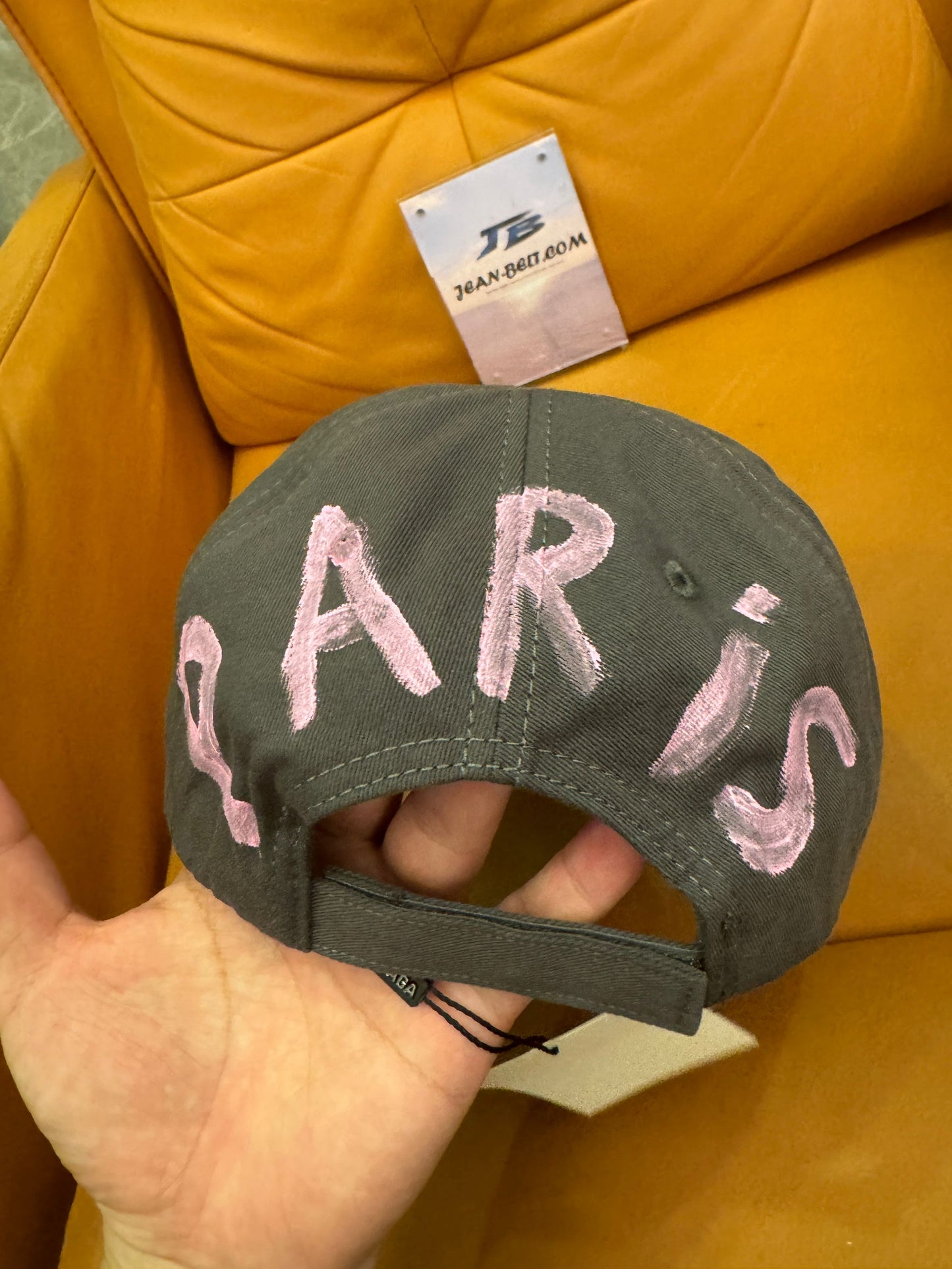 Balenciaga Cap Grey Pink
