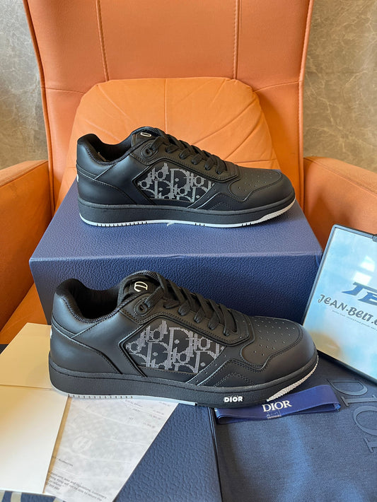 Zapatillas bajas de piel Dior negras B27 para unisex