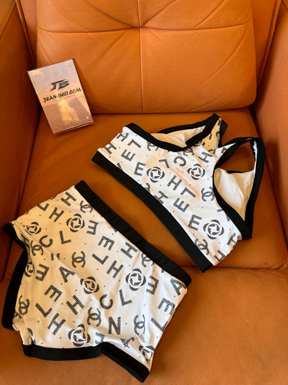 Traje de baño de dos piezas Chanel bikini blanco y negro