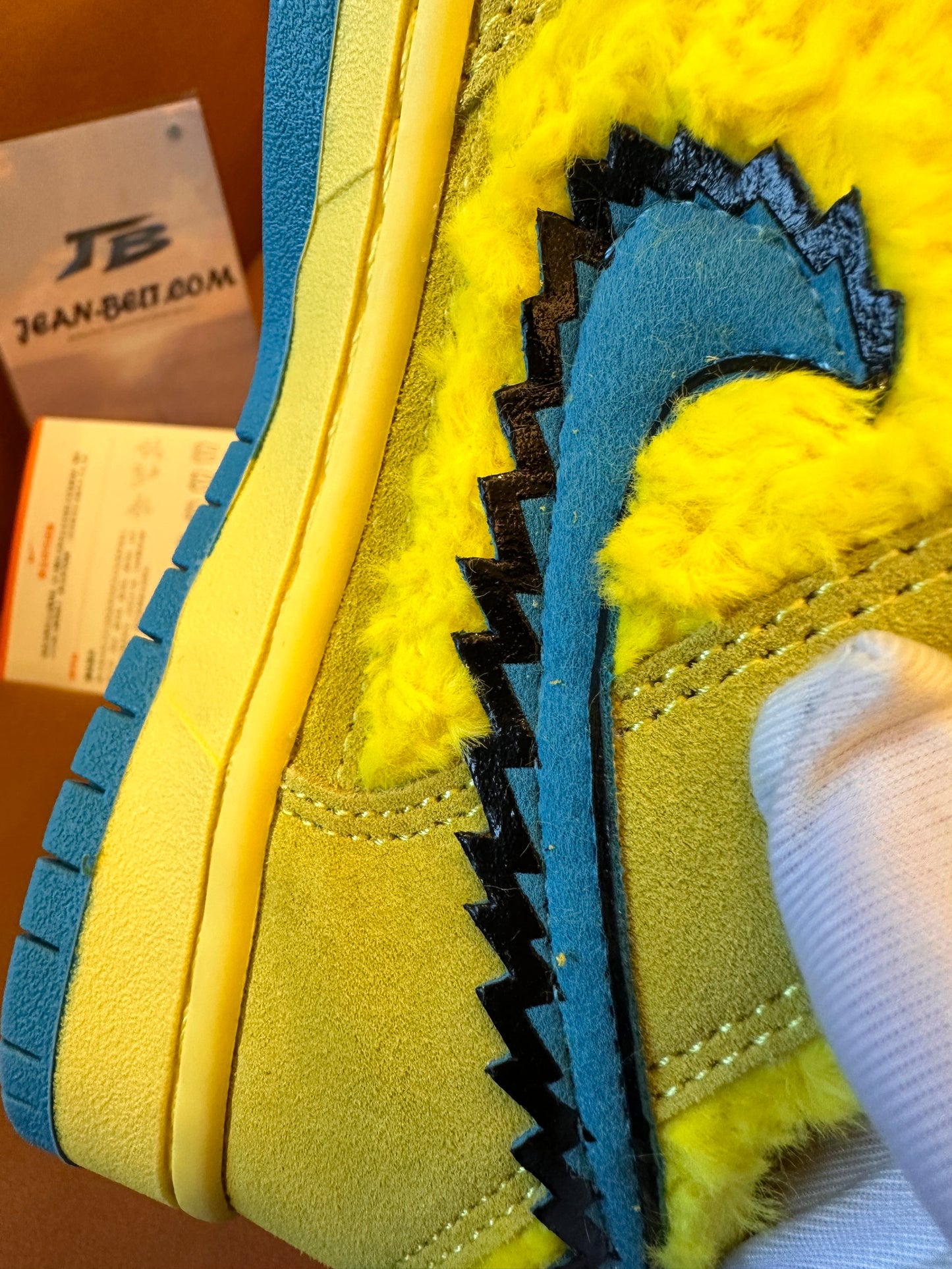 Zapatillas Nike Dunk SB Low Cut Grateful Dead Dancing Bear Opti Yellow