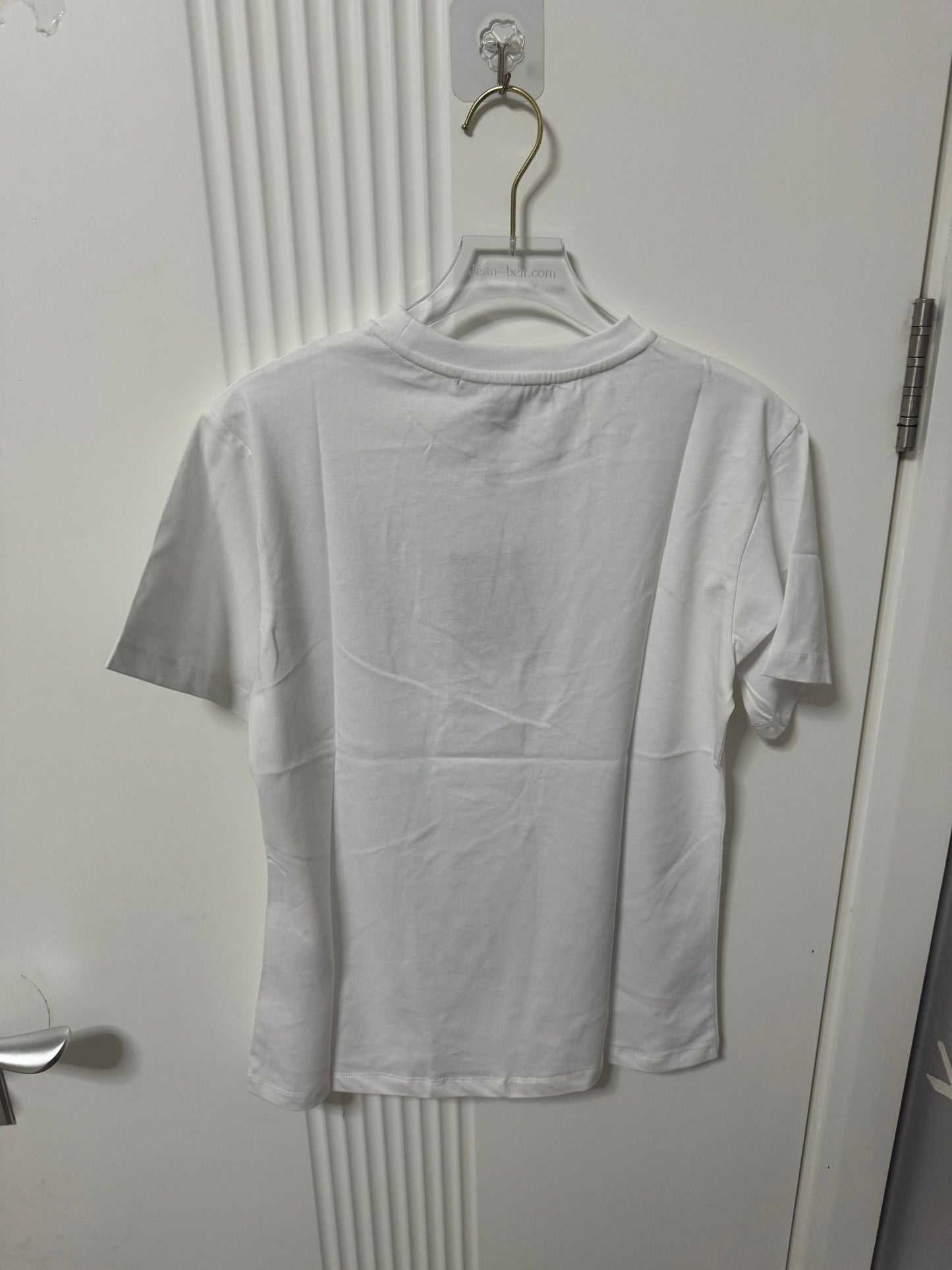 Camiseta Louis Vuitton con diseño de velero al atardecer en blanco leche para mujer