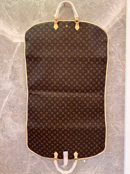 Louis Vuitton suit bag 20th century garment bag classic monogram canvas 80s