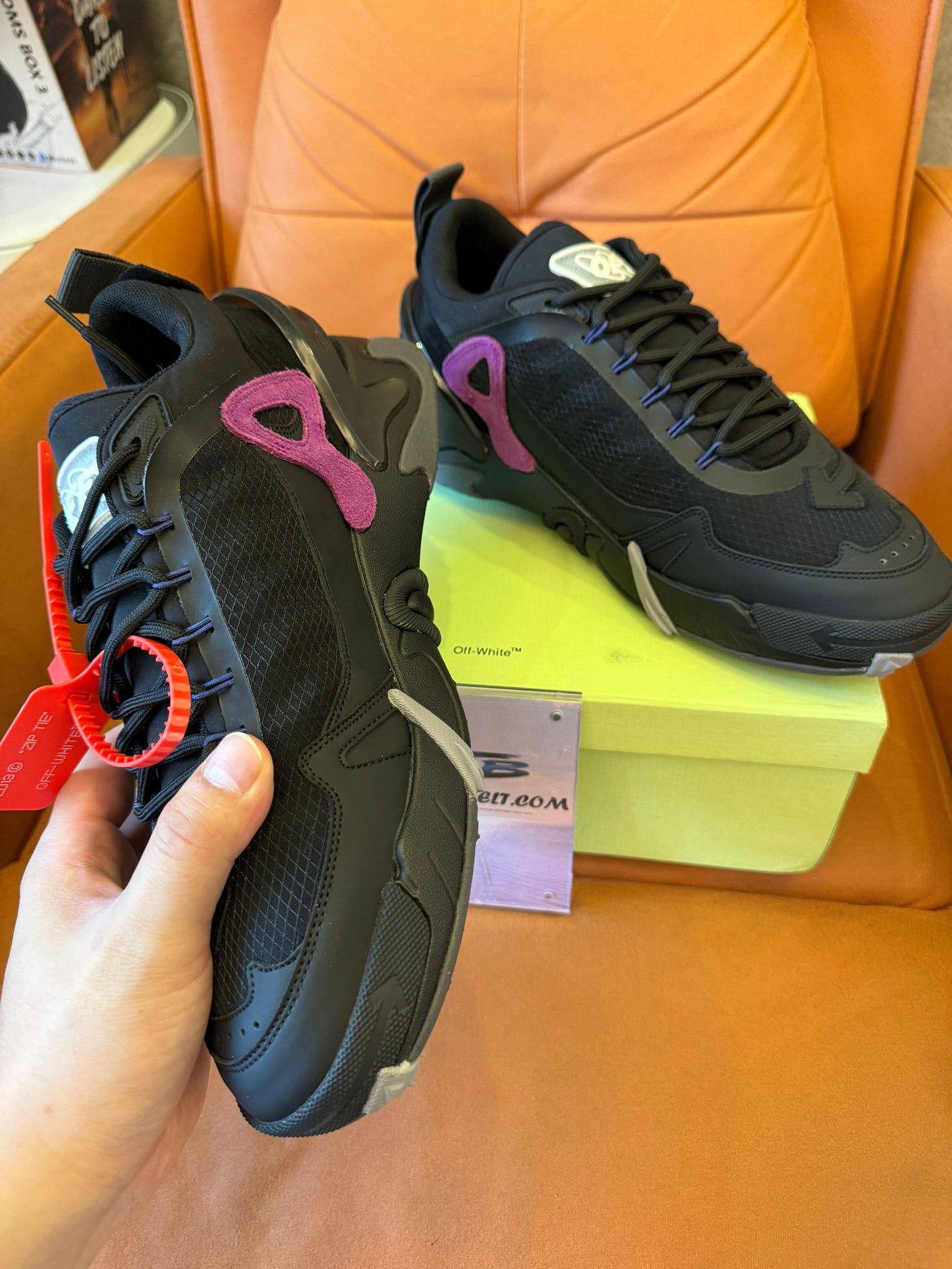 Tênis off-white preto