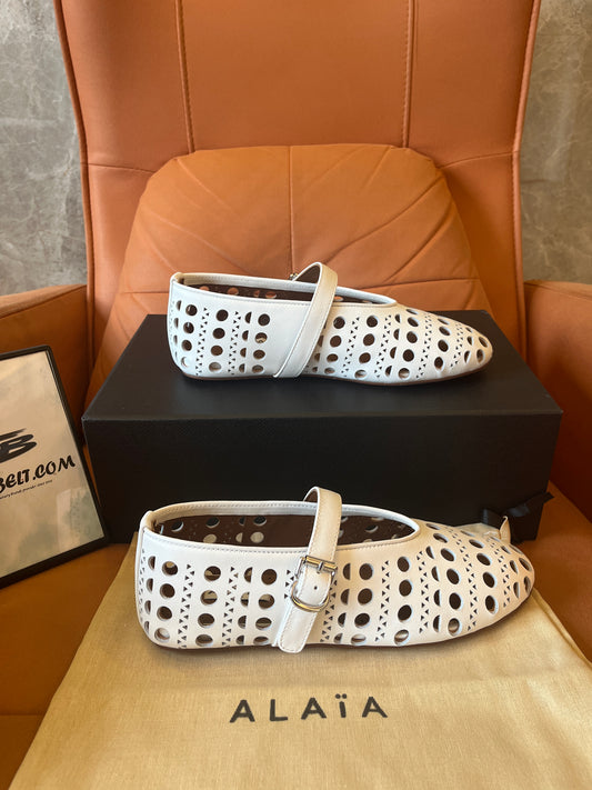 Alaïa Leather Ballet Flats