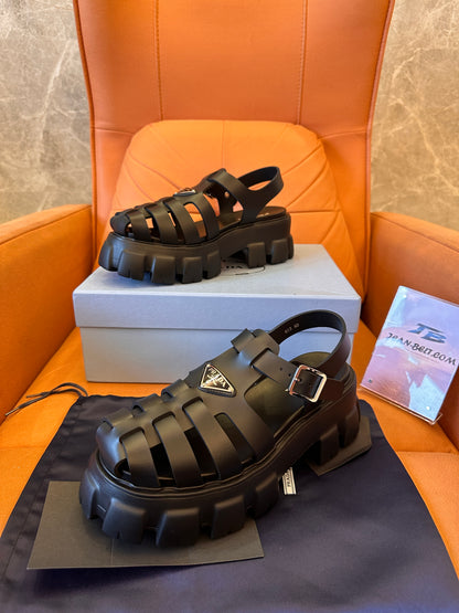 Sandale romaine Prada pour femmes noire
