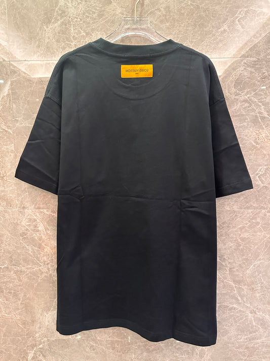 Camiseta negra de Louis Vuitton