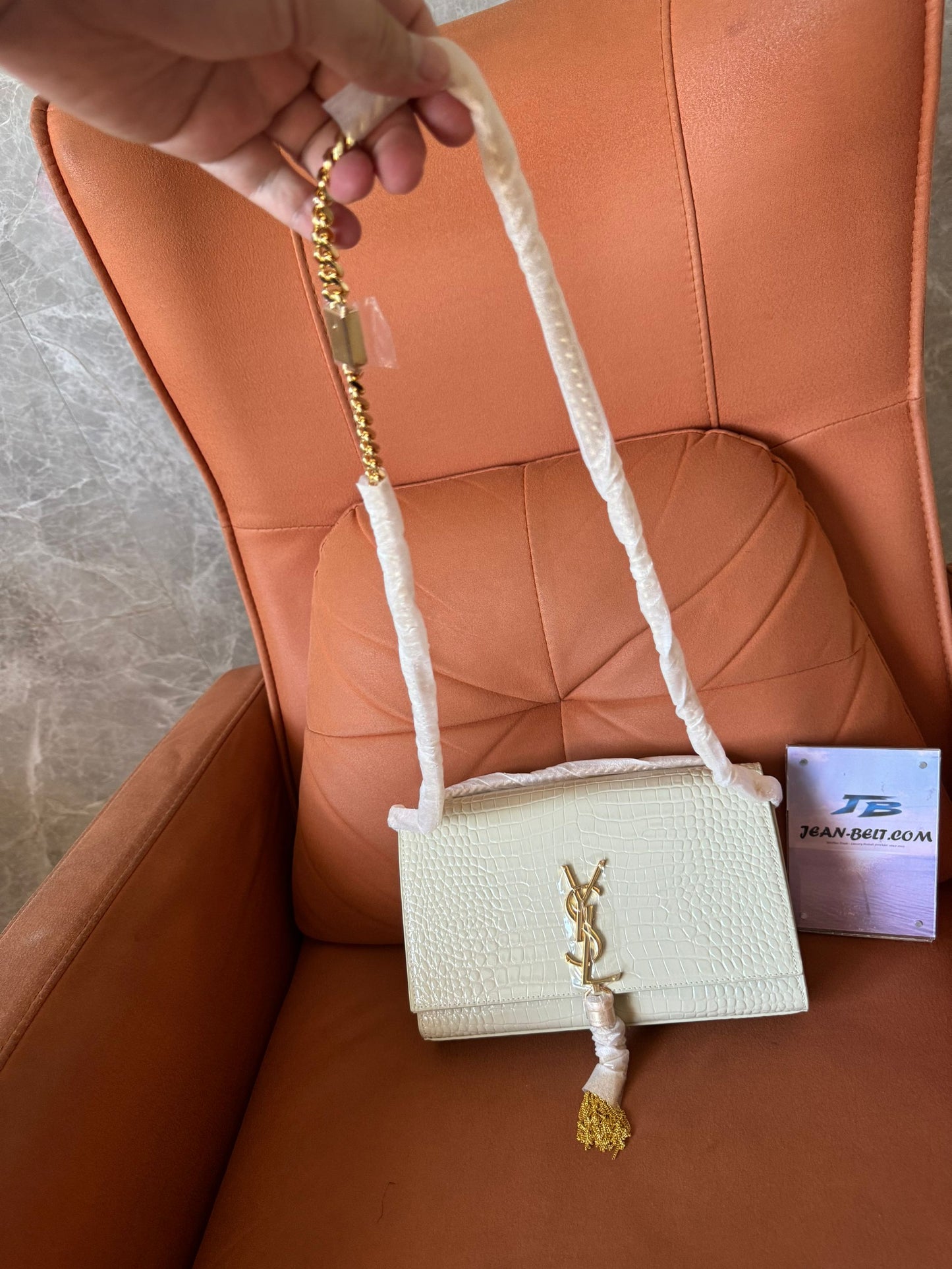 Sac bandoulière moyen à franges YSL Saint Laurent kate en cuir croco blanc