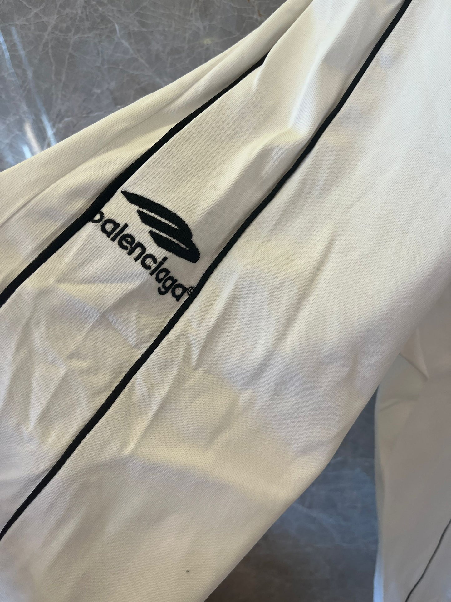 Maillot de football à manches longues blanc Balenciaga "Tokyo"