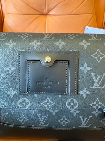 Louis Vuitton Messenger Voyager Monogram Eclie m40511 Bag