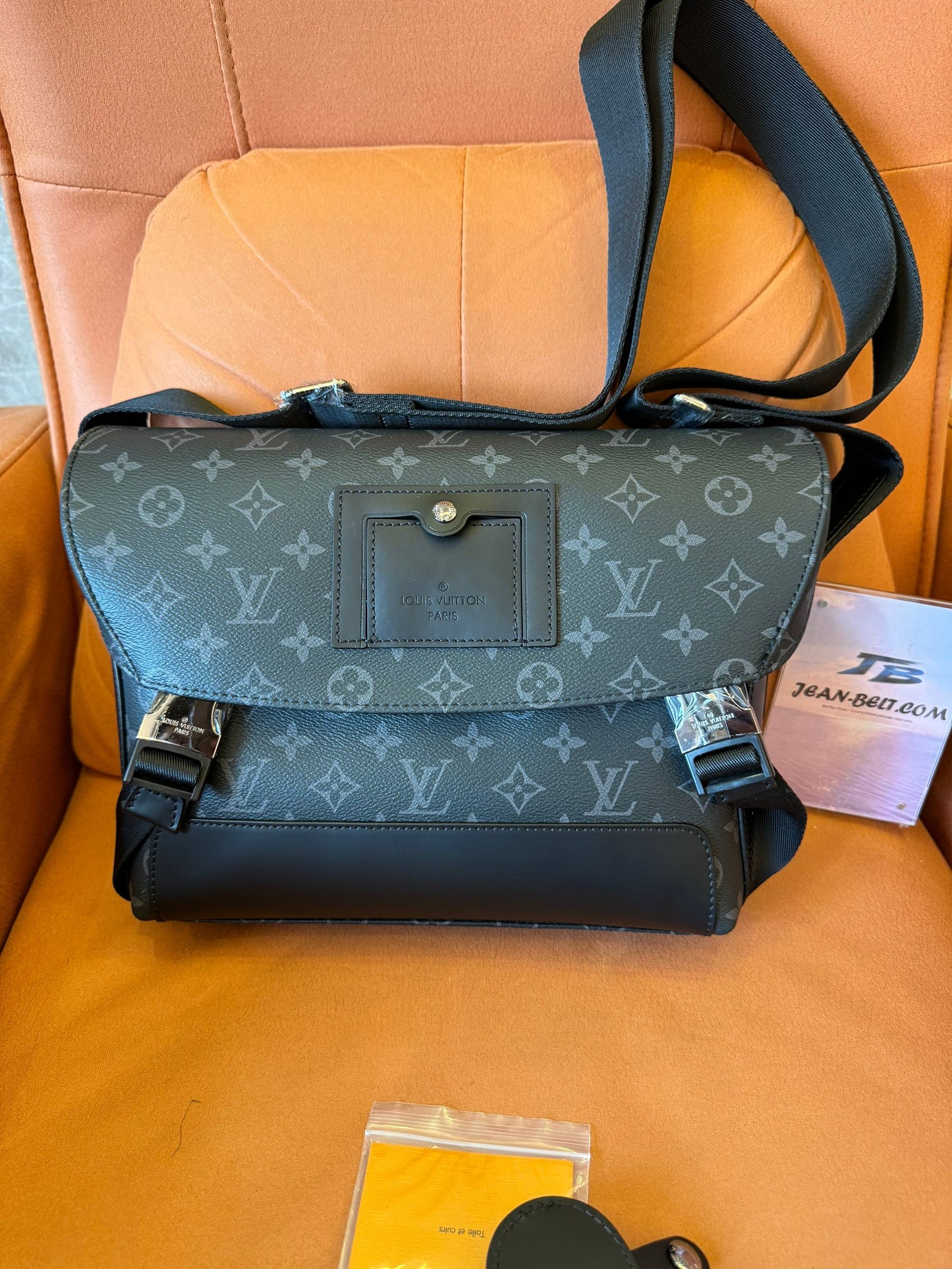 Louis Vuitton Messenger Voyager Monogram Eclie m40511 Bag