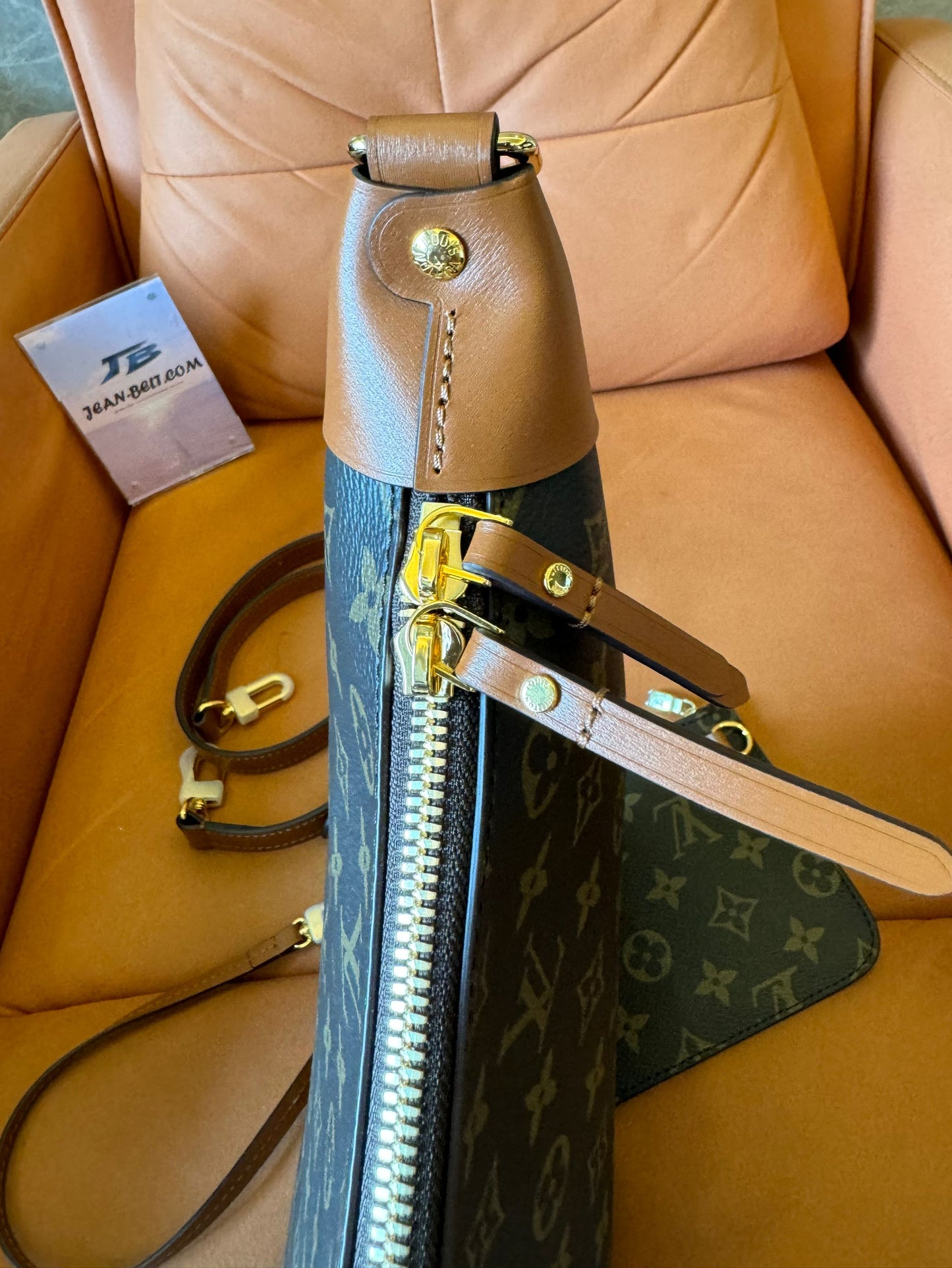 Bolsa hobo com alça Louis Vuitton