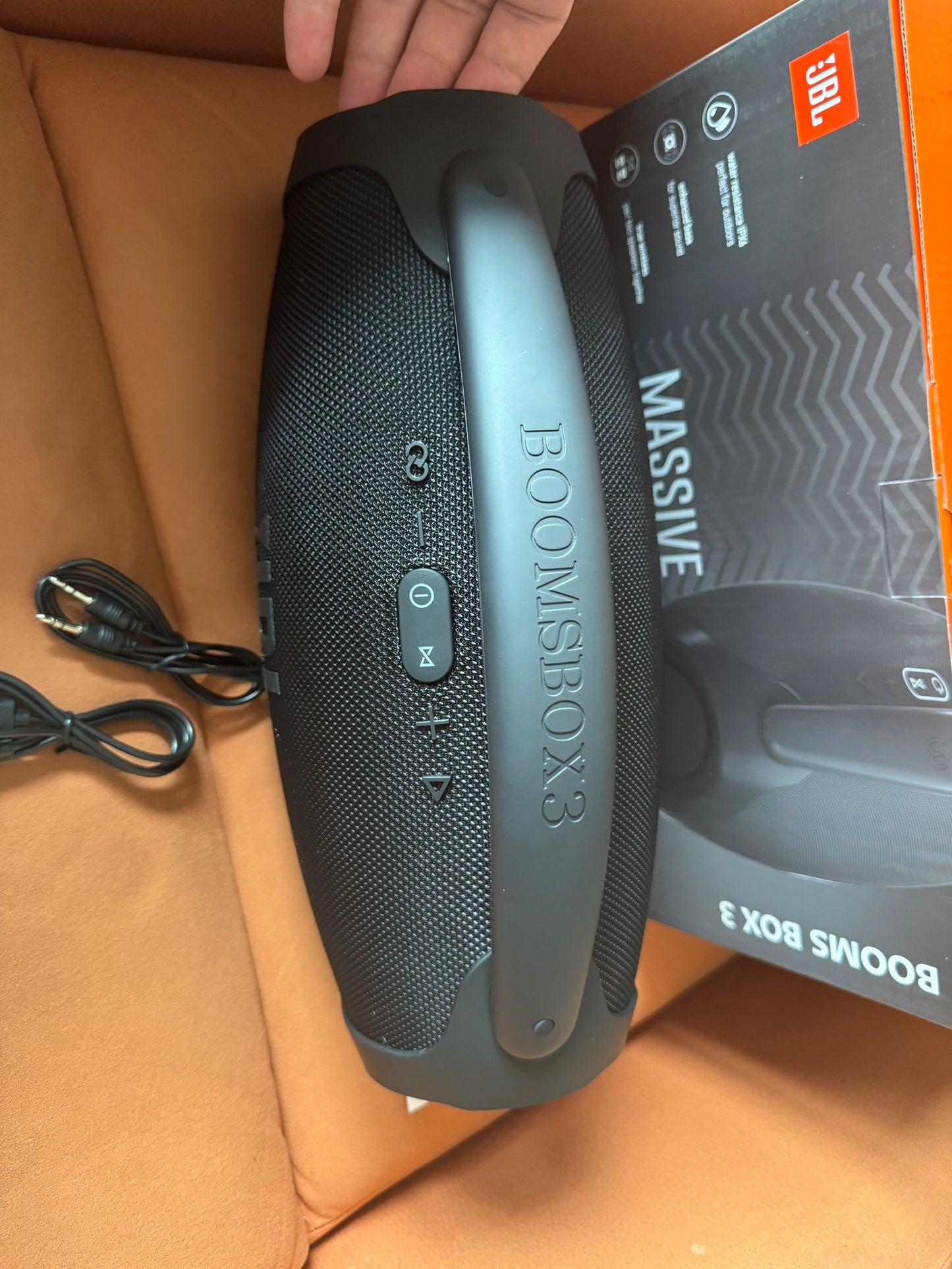 JBL Booms Box