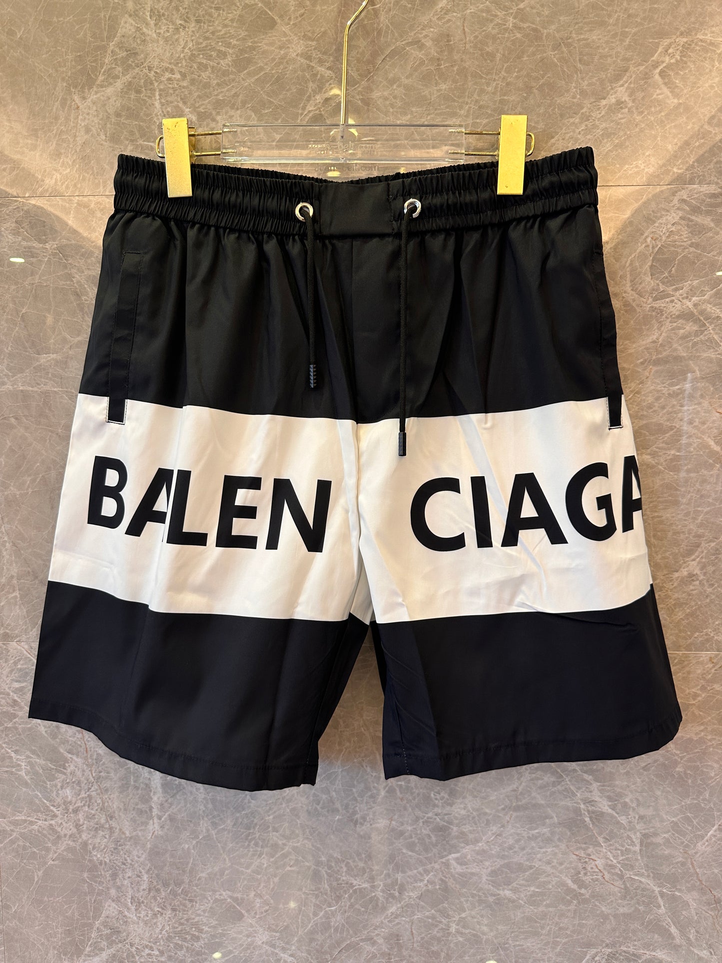 Shorts Balenciaga