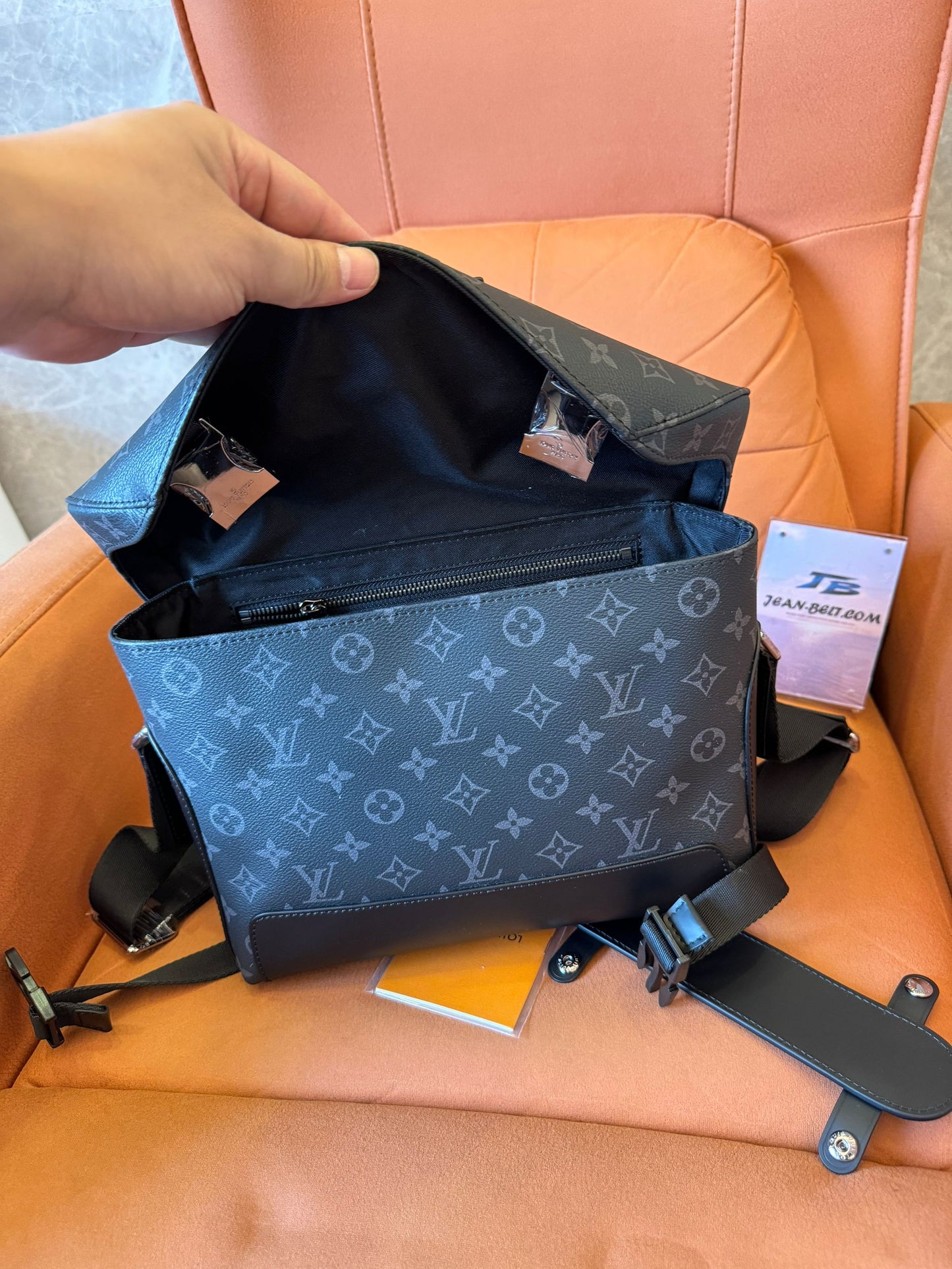 Louis Vuitton Messenger Voyager Monogram Eclie m40511 Bag