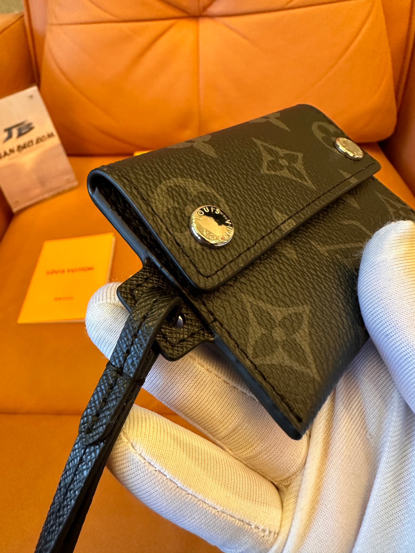 Colar porta-cartões Louis Vuitton, bolsa de identidade m83153