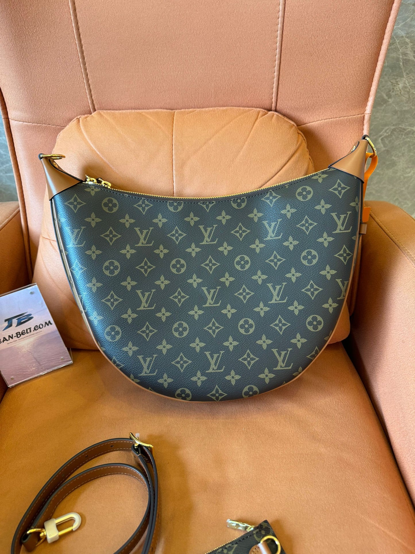 Bolsa hobo com alça Louis Vuitton