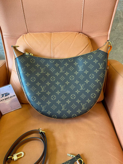 Bolsa hobo com alça Louis Vuitton