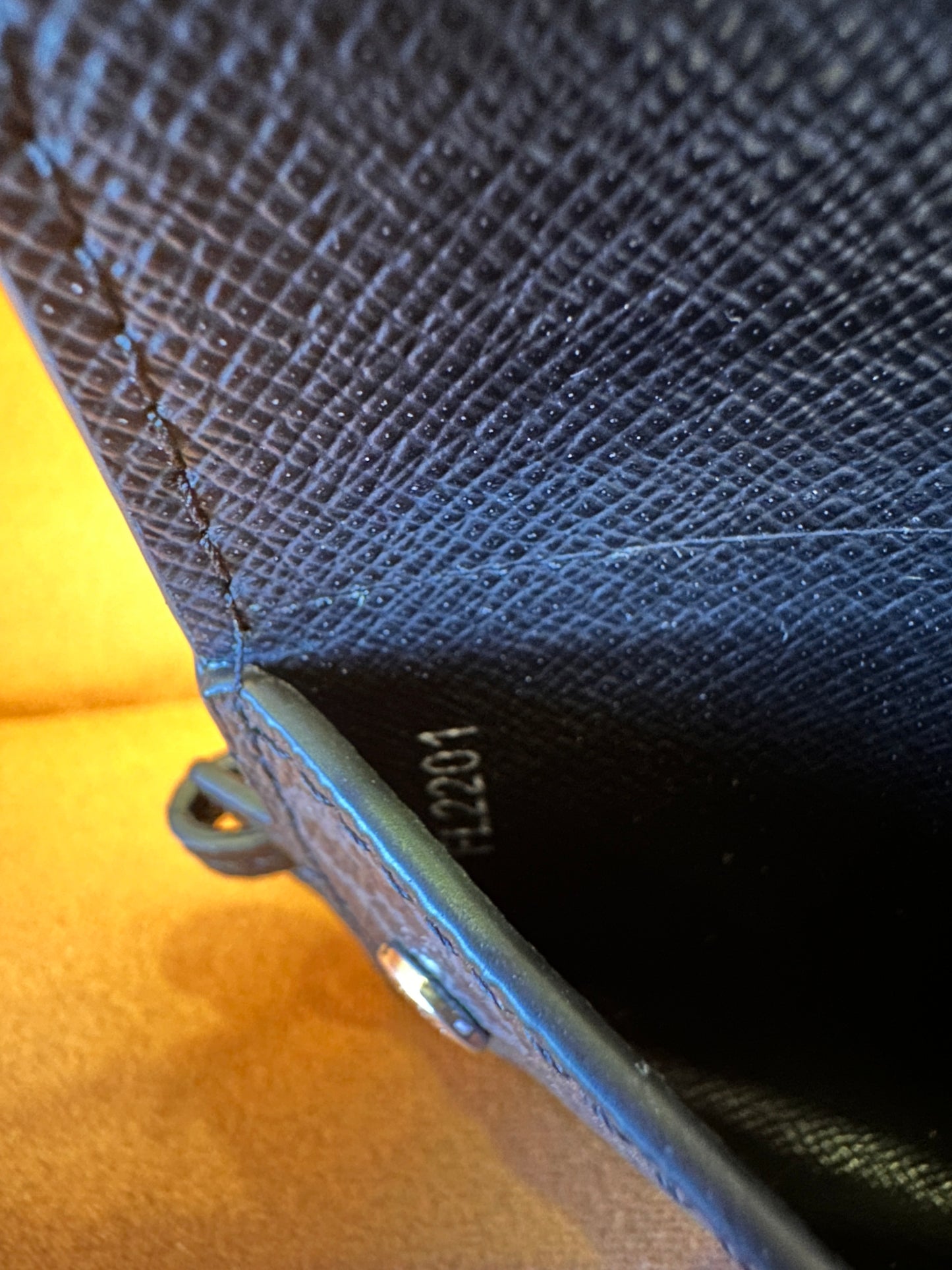 Colar porta-cartões Louis Vuitton, bolsa de identidade m83153