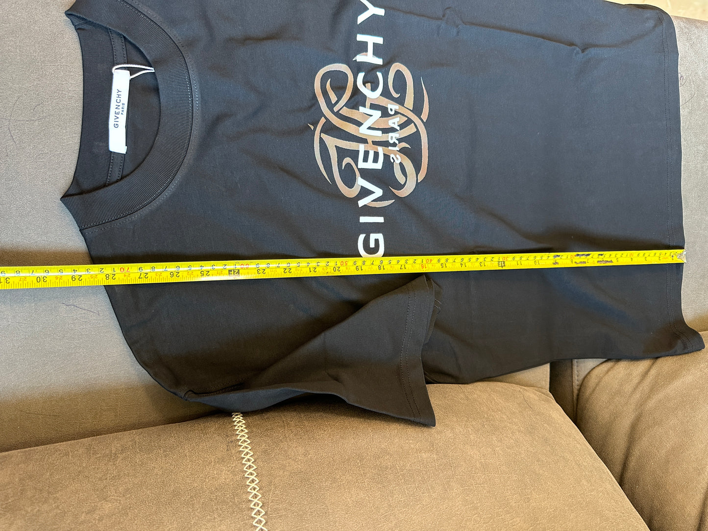 Givenchy Black Logo T-shirt – Paris Emblem