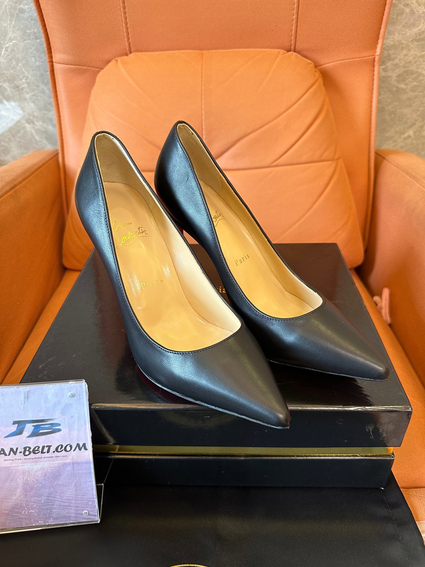 Christian Louboutin So Kate black leather pumps