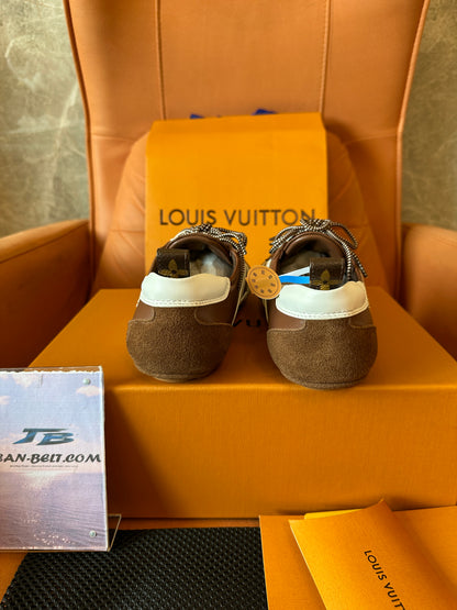 Louis Vuitton LV Logo Brown Leather Suede Sneakers