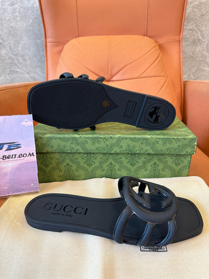Sandálias rasteiras de borracha Gucci Palma GG pretas