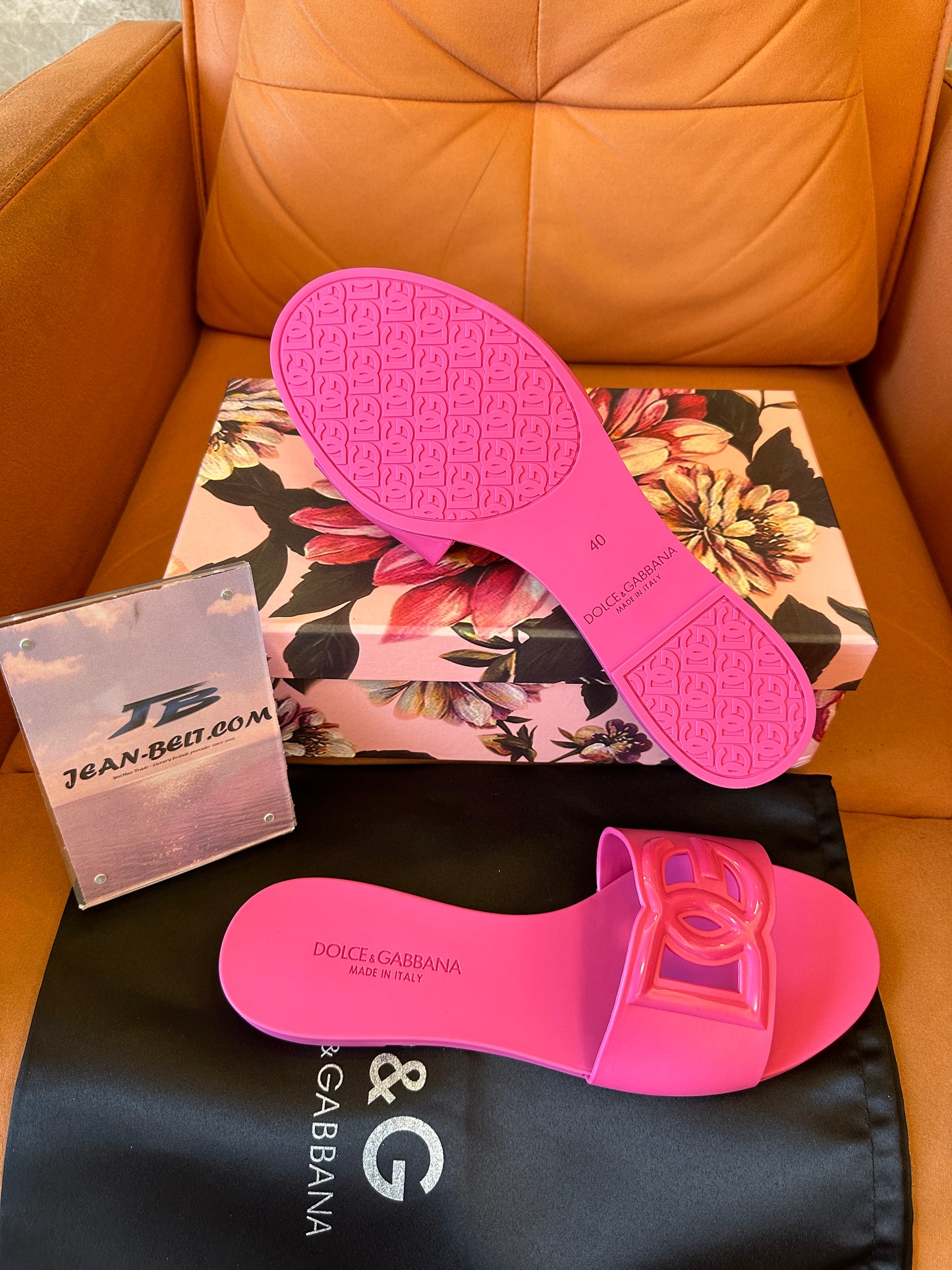 Dolce & Gabbana DG Logo Pink Slide Sandals
