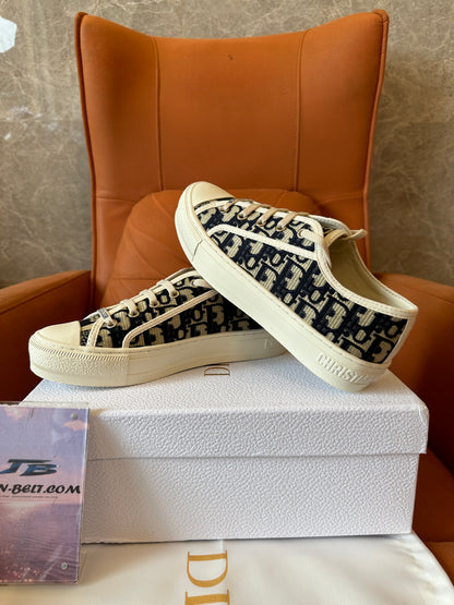 Dior Oblique Canvas Low Top Sneakers Beige Black