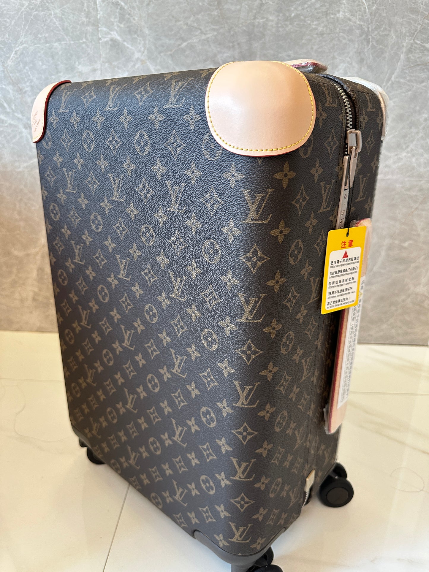 Mala Louis Vuitton Horizon Soft Monogram Canvas
