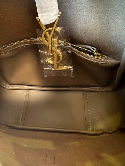 Saint Laurent Le 5 À 7 Small Suede Hobo Bag-Tan