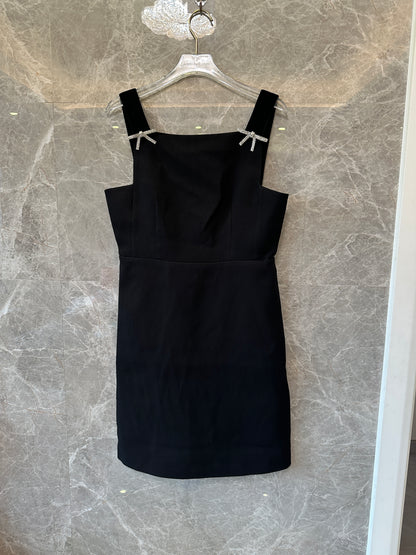 Elegant Black Square Neck Dress with Rhinestone Bow Straps