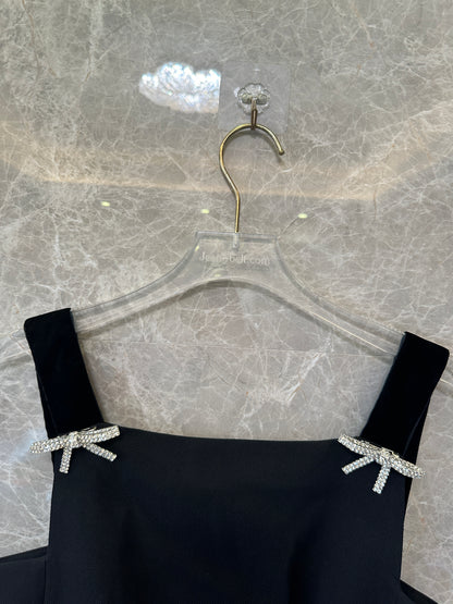 Elegant Black Square Neck Dress with Rhinestone Bow Straps