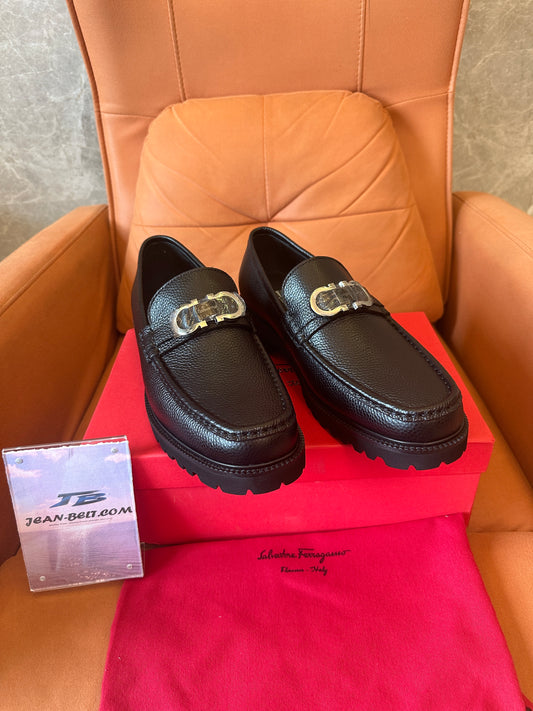 Salvatore Ferragamo Gancini Leather Loafers Men Black Slip-On Dress Shoes