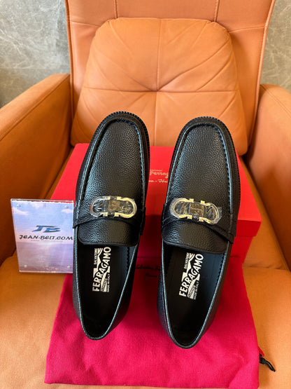 Salvatore Ferragamo Gancini Leather Loafers Men Black Slip-On Dress Shoes