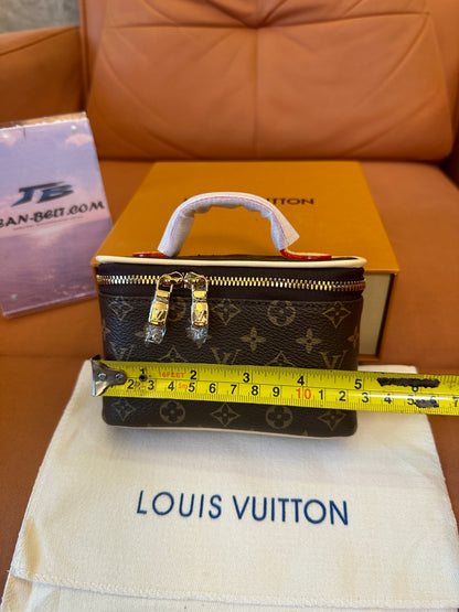 Louis Vuitton Monogram Mini Vanity Bag Small Top Handle Cosmetic Case