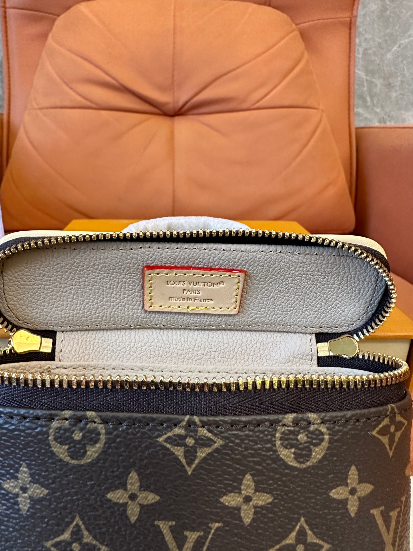 Louis Vuitton Monogram Mini Vanity Bag Small Top Handle Cosmetic Case
