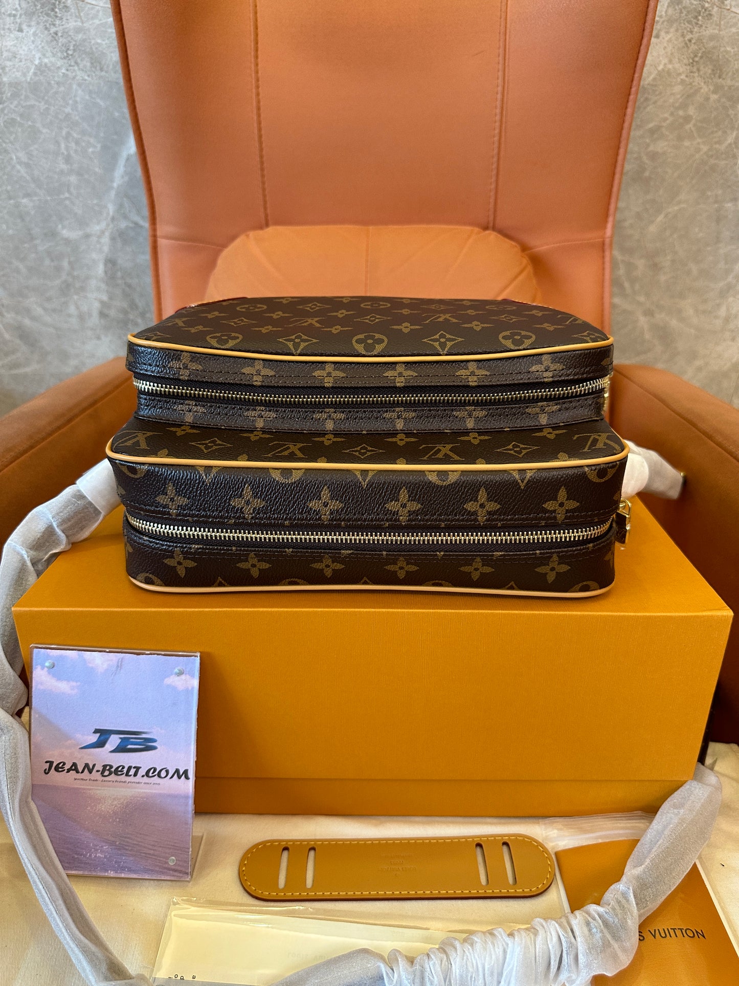 Louis Vuitton Trocadéro Monogram Canvas Crossbody Bag